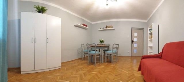 Mieszkanie przy Starym Browarze - Ogrodowa 9 | 60m² | 2 osobne, duże pokoje | duża kuchnia osobno | toaleta, łazienka, przedpokój | centrum Poznania