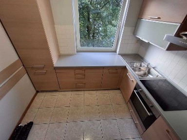 Dwa osobne pokoje, Kurdwanów, Turniejowa, Miejsce postojowe i komórka lok. w cenie najmu