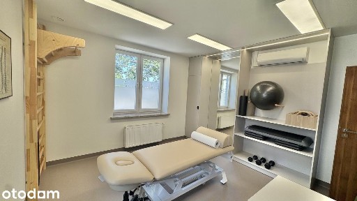 Lokal użytkowy, 80 m², Katowice