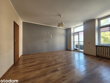 Mieszkanie z balkonem i terenem zamkniętym w centrum Włocławka