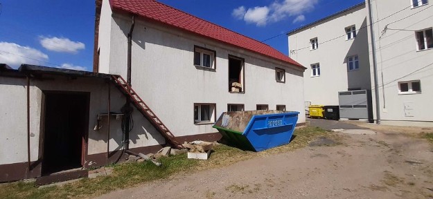 BUDYNEK lokal mieszkanie