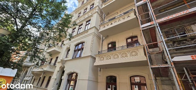 Atrakcyjny lokal mieszkalny, 3 pokoje, front budynku, 1/5, balkon !