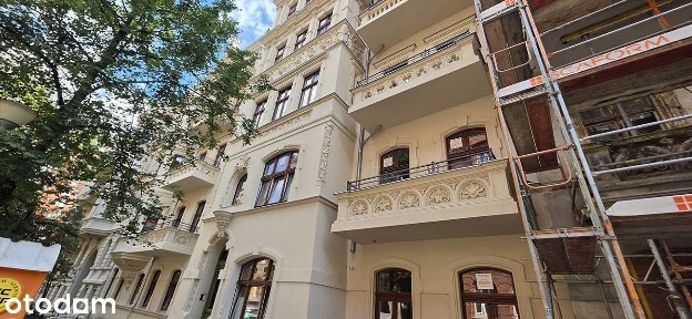Atrakcyjny lokal mieszkalny, 3 pokoje, front budynku, 1/5, balkon !