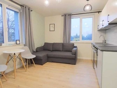 Słoneczne studio pet-friendly -Trojańska 16. BRAK PROWIZJI!