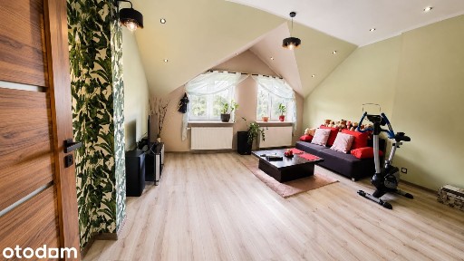SOSNOWIEC ŚRODULA-Dom 204 m²-Garaż | Taras-Panele słoneczne 2 Łazienki