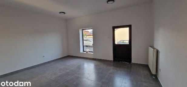 Wieluń - Do wynajęcia lokal handlowo-usługowy 55 m2.
