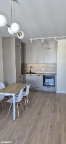Mieszkanie na wynajem z balkonem i garderobą