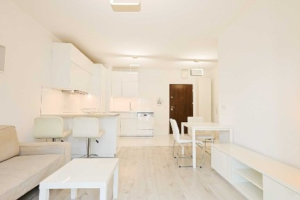 2 pokoje | 40,69 m2 | balkon | widok na park | Oporów, ul. Awicenny