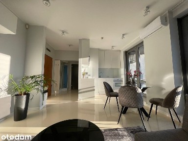 Jasne | 2 pok | klimatyzacja | duży balkon