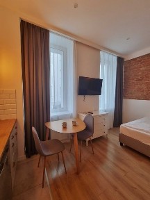 (12) Wynajmę bezpośrednio kawalerkę w centrum Łodzi - Kilińskiego 16