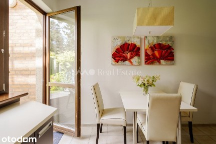 Apartament z dwoma ogródkami na skraju Parku.
