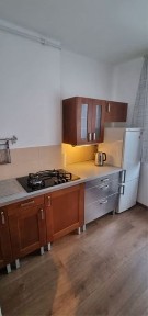 Mieszkanie Koszutka | 2 ustawne pokoje | 4min od Rynku | Wysposażone | Parking | Po remoncie | 1 pietro |