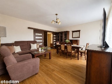 98,3 m² | 2 poziomy | 3 sypialnie | 2 łazienki | Głęboka 12