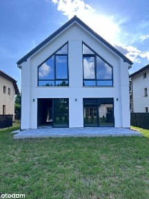 Nowoczesna stodoła w Sulejówku | 195,56m² | 4 sypialnie | garaż 2 auta