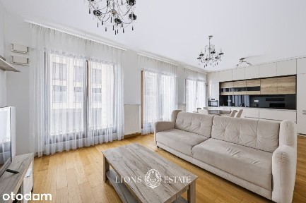 Przestronny apartament w Porcie Praskim