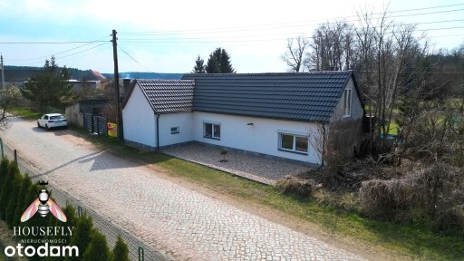 Dom z basenem / Rezerwacja
