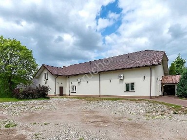 Nieruchomość Komercyjna budynek usługowo handlowy 690 m² + DZIAŁKA 1800 m² + 200 m² - HENRYSZEW / JAKTORÓW / ŻYRARDÓW / BARANÓW- BLISKO A2 Wiskitki