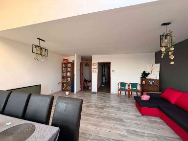 Przestronne 3 pokojowe mieszkanie (67 m²)