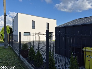 Nowoczesny dom z garażem i ogrodem - Prabuty