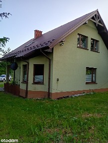 Dom z zabudowaniami i 3,43 ha gruntów
