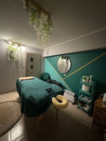 Pomieszczenia gabinet do wynajęcia (rzęsy, makijaż, podolog