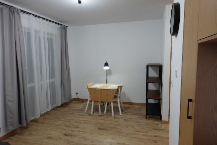 Kawalerka z ogródkiem do wynajęcia Poznań ul. Dojazd 2.