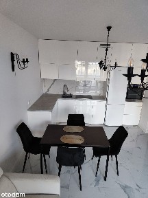 3-pokojowy apartament z klimatyzacją przy Rondzie Wiatraczna