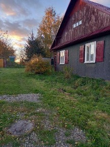 Dom na wsi drewniany na sprzedaż