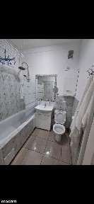 Na sprzedaż 2-pokojowe mieszkanie o powierzchni 44 m², położone na 3.