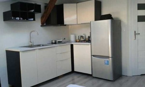 Stare Miasto / Planty/ Klimatyczne studio 25m² na poddaszu / Bezpośrednio