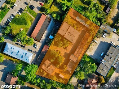 Duży teren z biurami i magazynami blisko Rynku