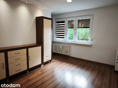 Na sprzedaż kawalerka na parterze, niski blok z cegły-ul. Kosmonautów