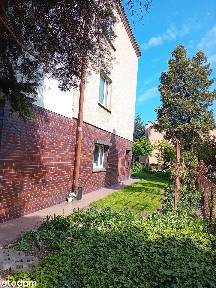 Dom wolnostojący z garażem w Wrocławiu