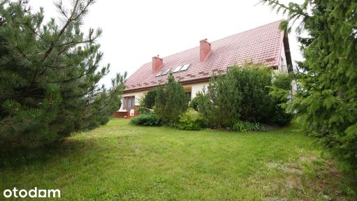 Dom z garażem i pięknym ogrodem - Piotrowice
