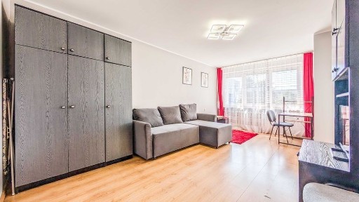 Łąki Nowohuckie | os. Centrum E 23 | duża kawalerka | MPEC | po remoncie