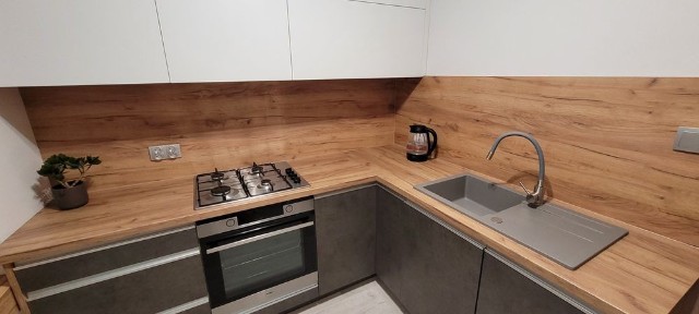 Kawalerka 33 m² w centrum Łodzi - po remoncie, balkon, cisza i świetna lokalizacja