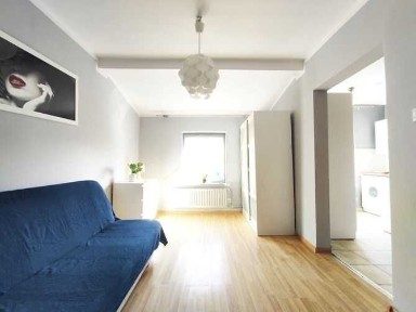 Kawalerka, przyjazna dla zwierząt - Dębowa 75, niedaleko Silesia City Center, BRAK PROWIZJI