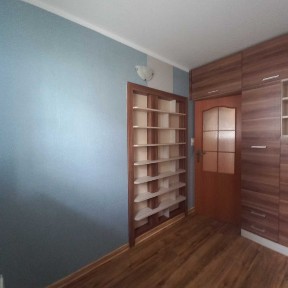 Sprzedam 2 pokojowe mieszkanie,parter Blonie