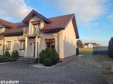 Dom bliźniak Świba