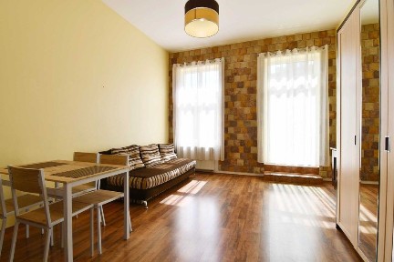 Ścisłe Centrum 3 pokoje 72 m2 ul. Szpitalna duży taras 30 m2
