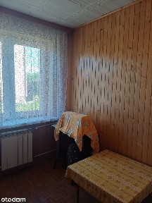 Dom bliźniak w spokojnej okolicy z piwnicą