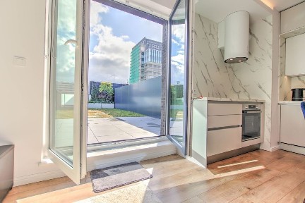Do wynajęcia apartament z tarasem, 37 m2 + 40 m2 taras, ul Gwiaździsta