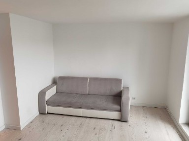 Piso de 2 habitaciones en el centro de Trzebnica | Gran balcón • Cocina independiente • Kościelna 17 | 2 pokojowe w centrum Trzebnicy Koscielna 17