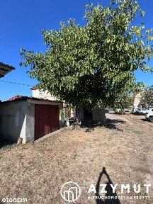 2 pok mieszkanie I piętro z ogródkiem, garażem i w