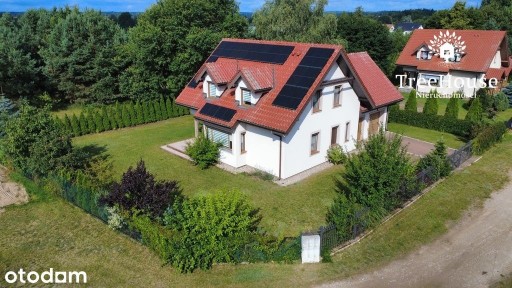 Wolnostojący dom z fotowoltaiką pod Olsztynem