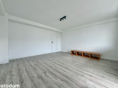 Nieumeblowane mieszkanie 68 mkw (3 pok. + kuchnia) na Pradze Południe