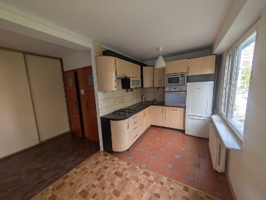 Mieszkanie 60m² | 3 osobne pokoje + salon z kuchnią | balkon | I piętro