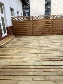 70 m² + prywatny taras 30 m² | 2 sypialnie | Ścisłe centrum Rzeszowa (przy Rynku) | I piętro | 2500+500 | Studenci mile widziani!