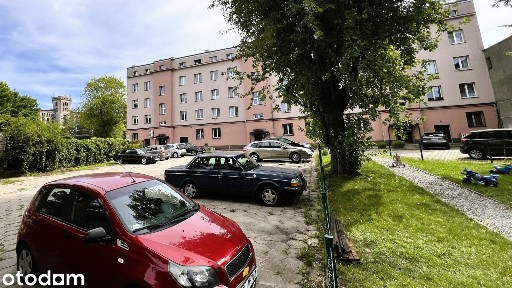46 m² | 2 pokoje | Wysokie mieszkanie | Parking | Centrum Łodzi