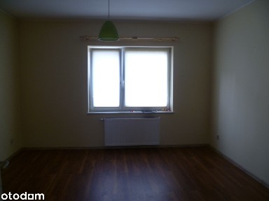 Kawalerka 35 m² + 700 m² ogród | osobne wejście | parking | Zacisze